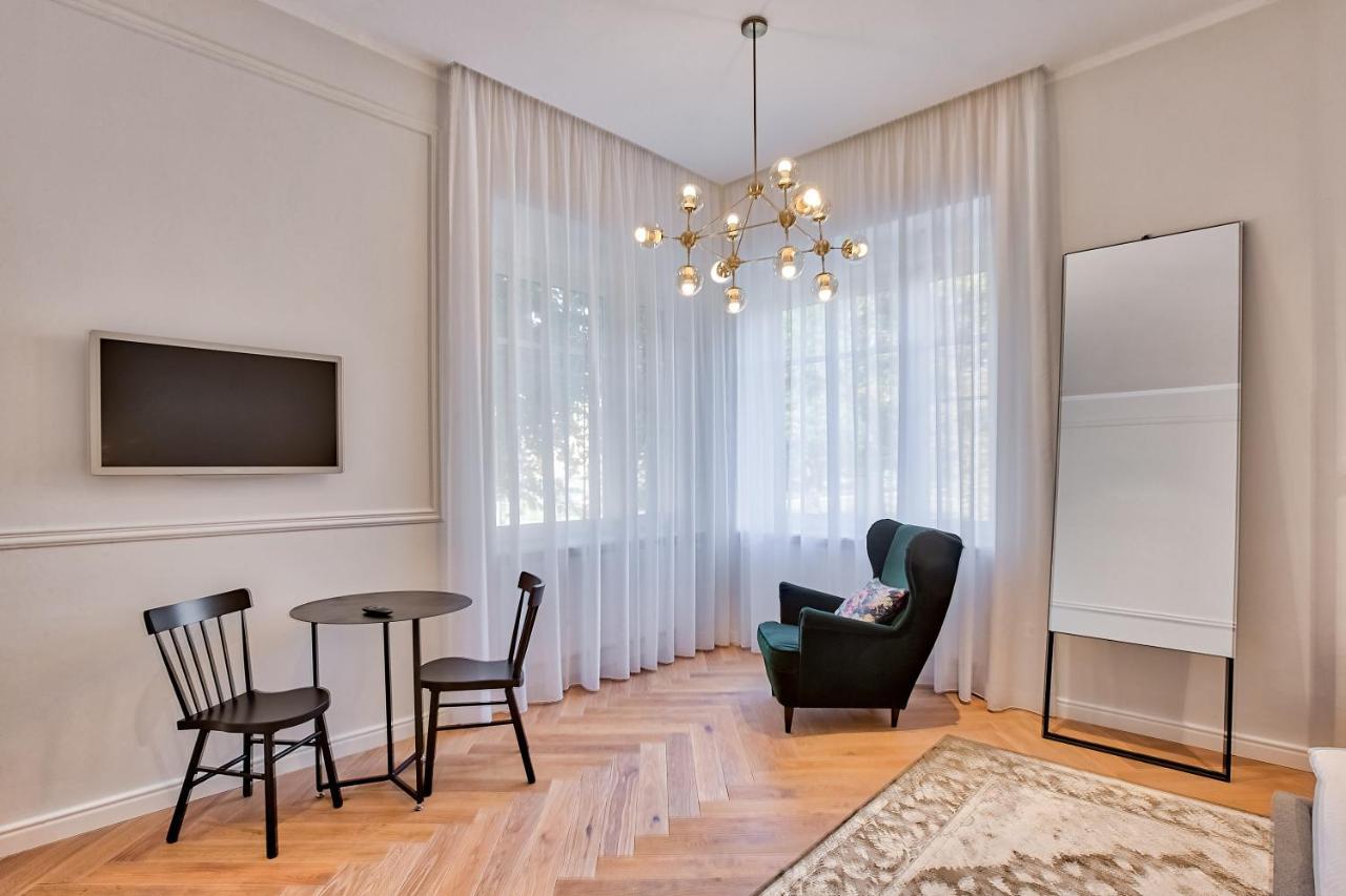 Apartman Otokar โอซีเยก ภายนอก รูปภาพ