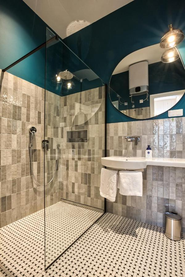 Apartman Otokar โอซีเยก ภายนอก รูปภาพ