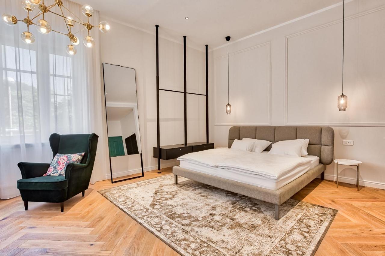 Apartman Otokar โอซีเยก ภายนอก รูปภาพ